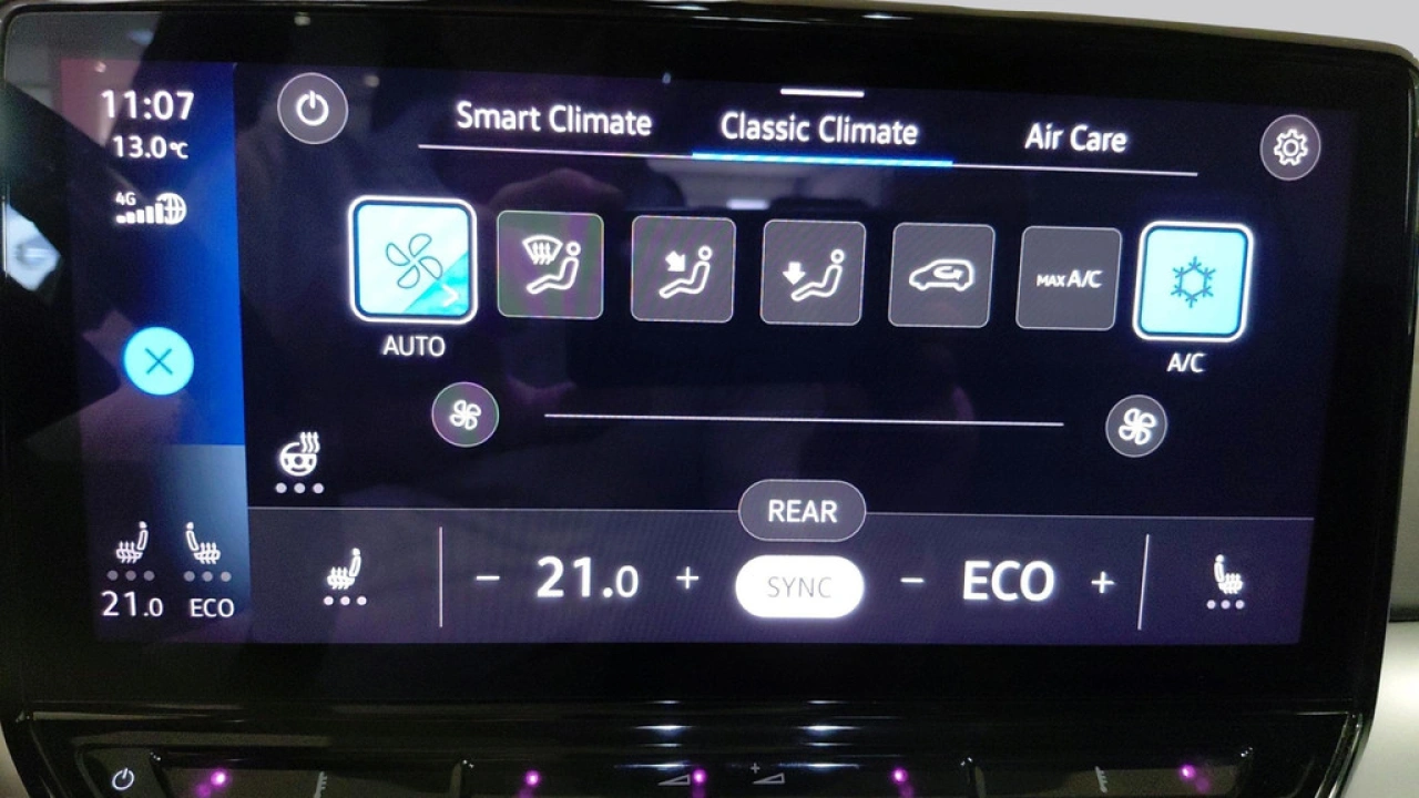 Volkswagen ID.4 First Max 77 kWh | Panoramadak | Camera | Elec. klep |