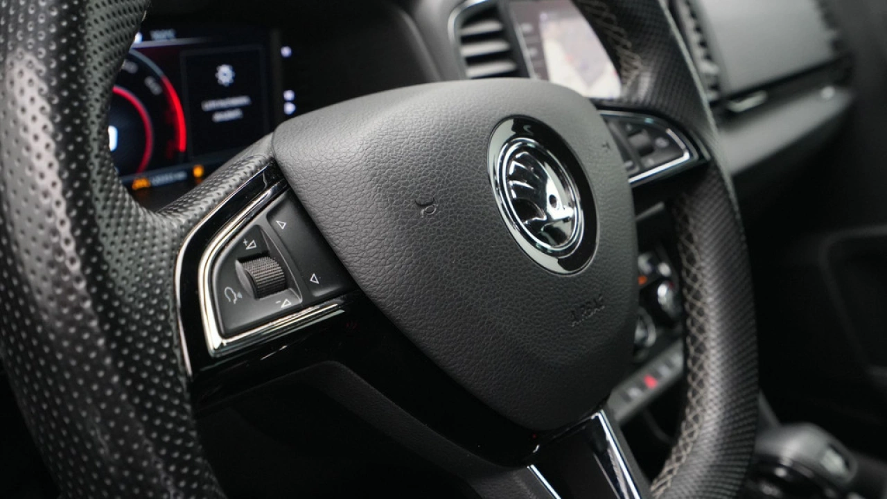 Škoda Karoq 1.5 TSI ACT 150pk DSG Sportline Business