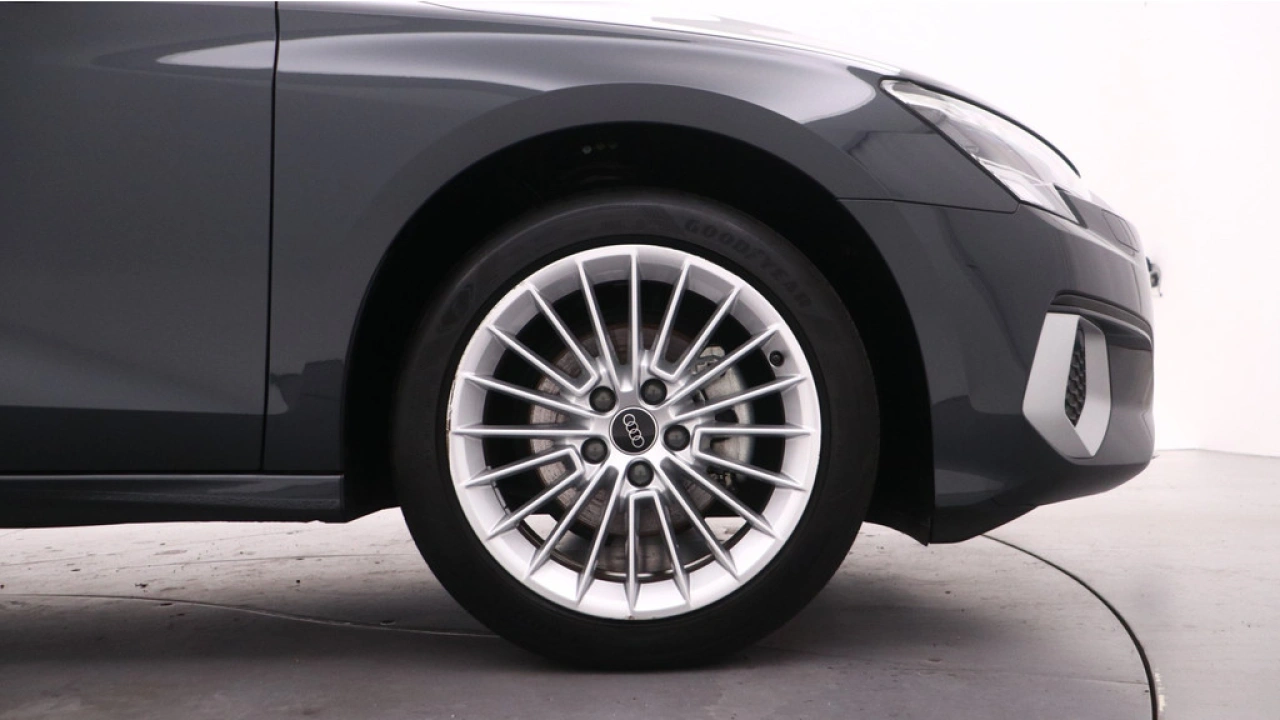 Audi A3 Sportback 30 TFSI Advanced edition | Climate control | Carplay |