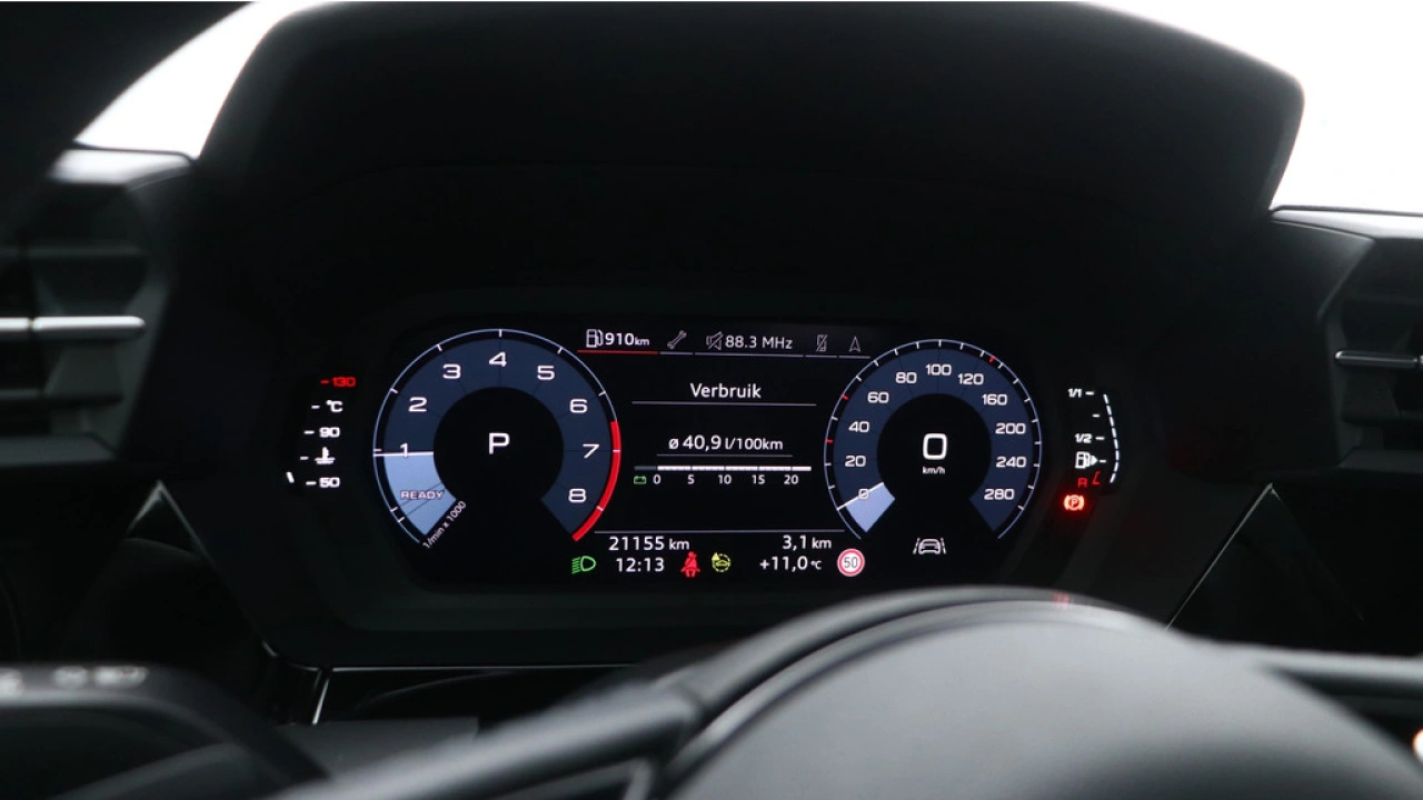 Audi A3 Sportback 30 TFSI Advanced edition | Climate control | Carplay |