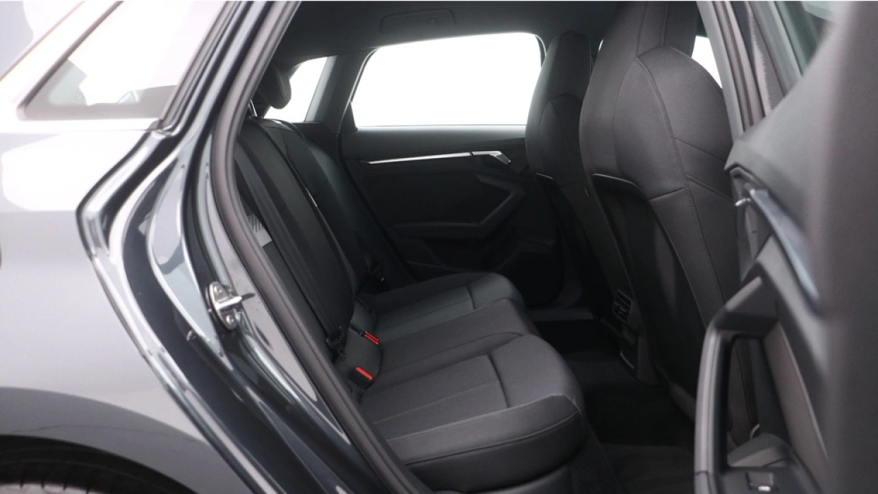 Audi A3 Sportback 30 TFSI Advanced edition | Climate control | Carplay |