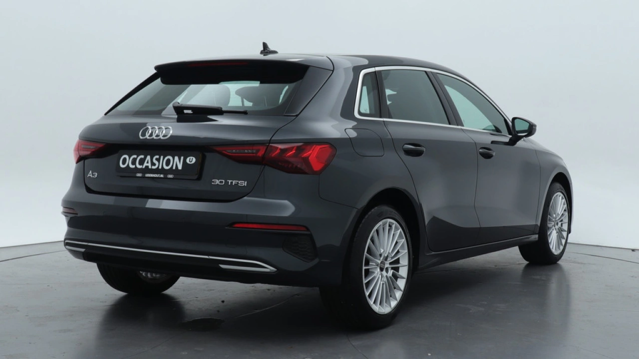 Audi A3 Sportback 30 TFSI Advanced edition | Climate control | Carplay |