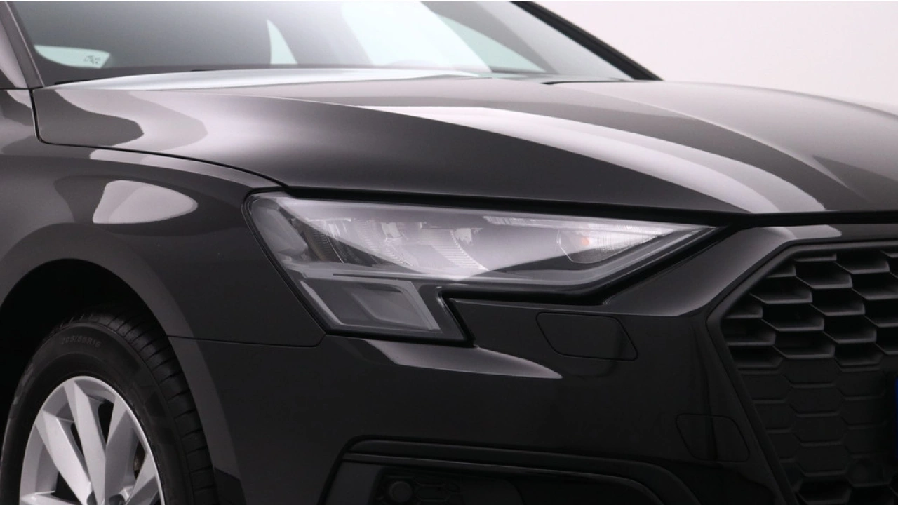 Audi A3 Limousine 30 TFSI Pro Line | Cruise control | PDC | Carplay | Climate control |