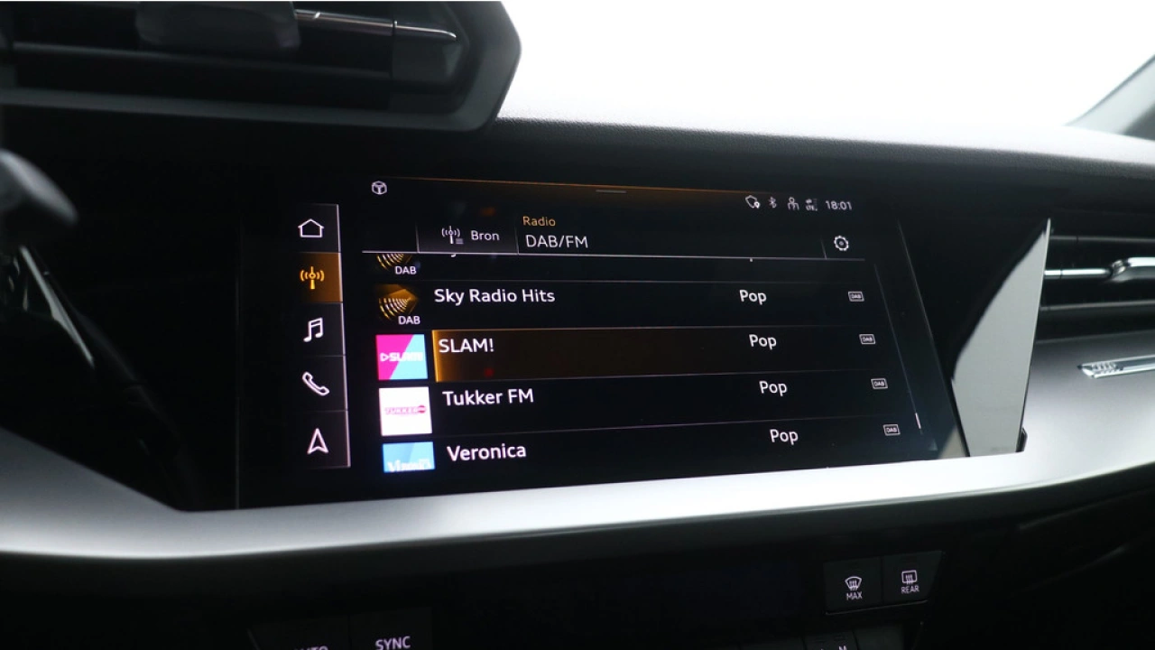 Audi A3 Limousine 30 TFSI Pro Line | Cruise control | PDC | Carplay | Climate control |