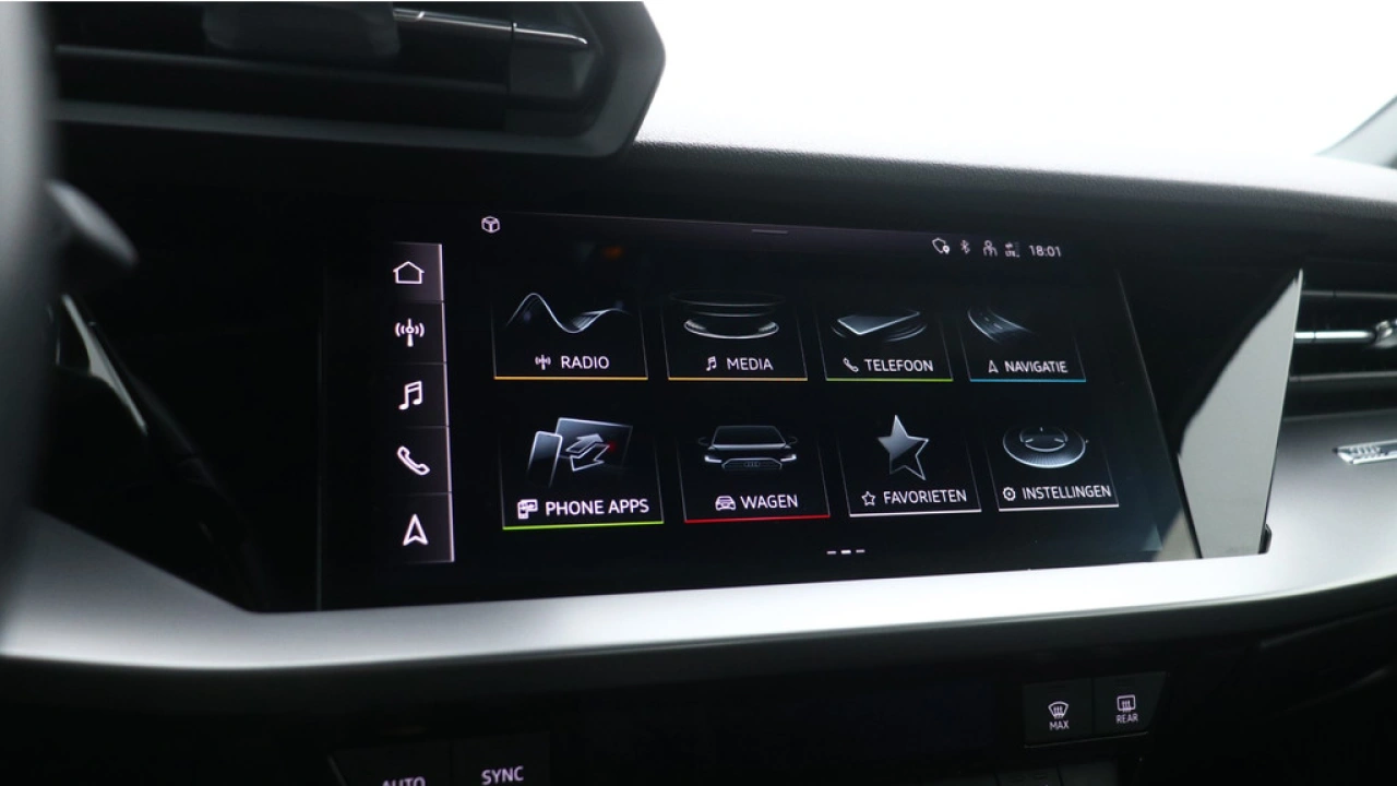 Audi A3 Limousine 30 TFSI Pro Line | Cruise control | PDC | Carplay | Climate control |