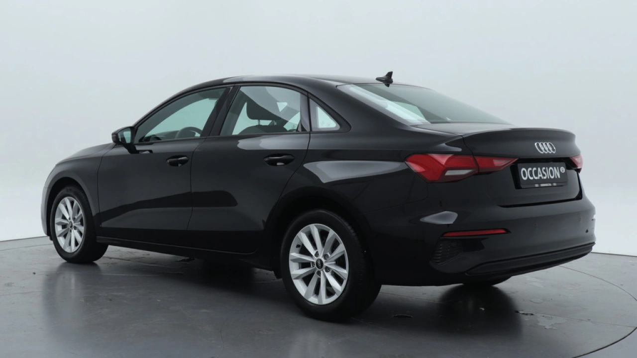 Audi A3 Limousine 30 TFSI Pro Line | Cruise control | PDC | Carplay | Climate control |