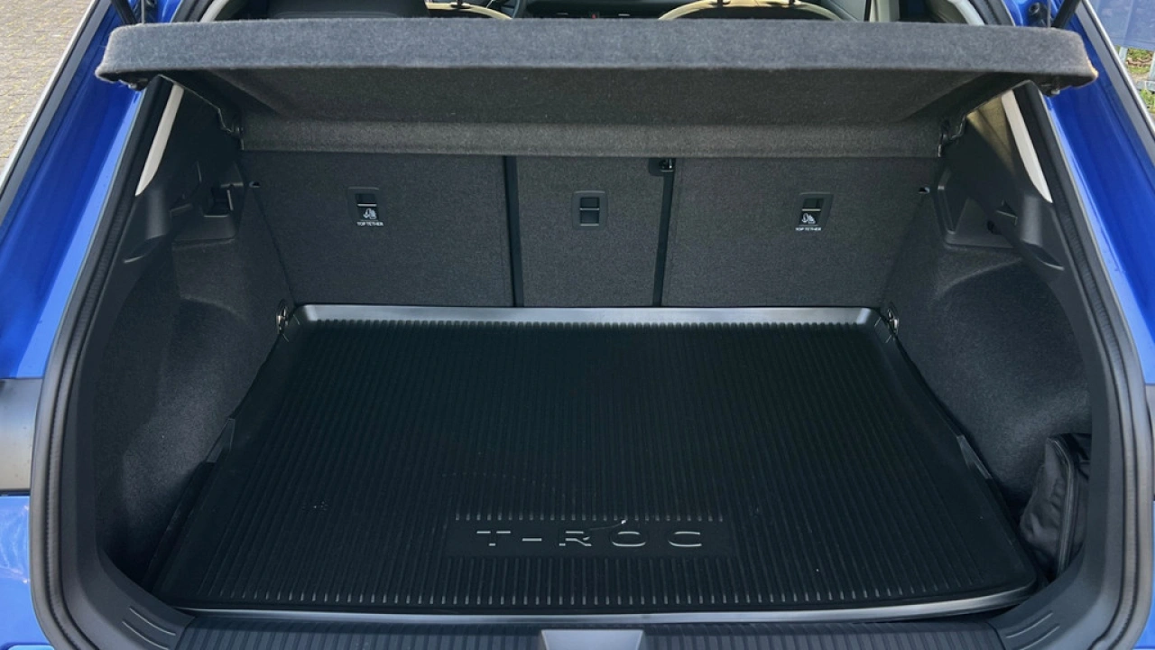 Volkswagen T-Roc 1.5 eTsi 116pk DSG Life First Edition App Connect