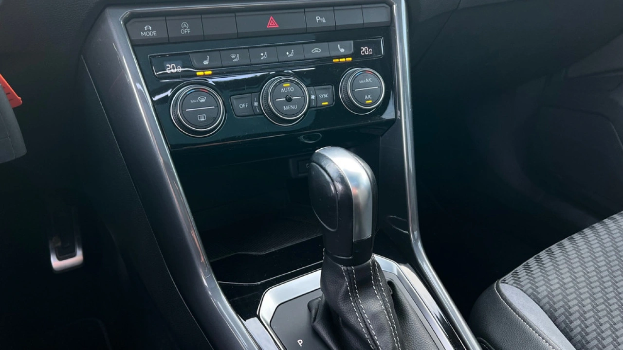 Volkswagen T-Roc 1.5 TSI 150pk DSG Sport Business R Panoramadak