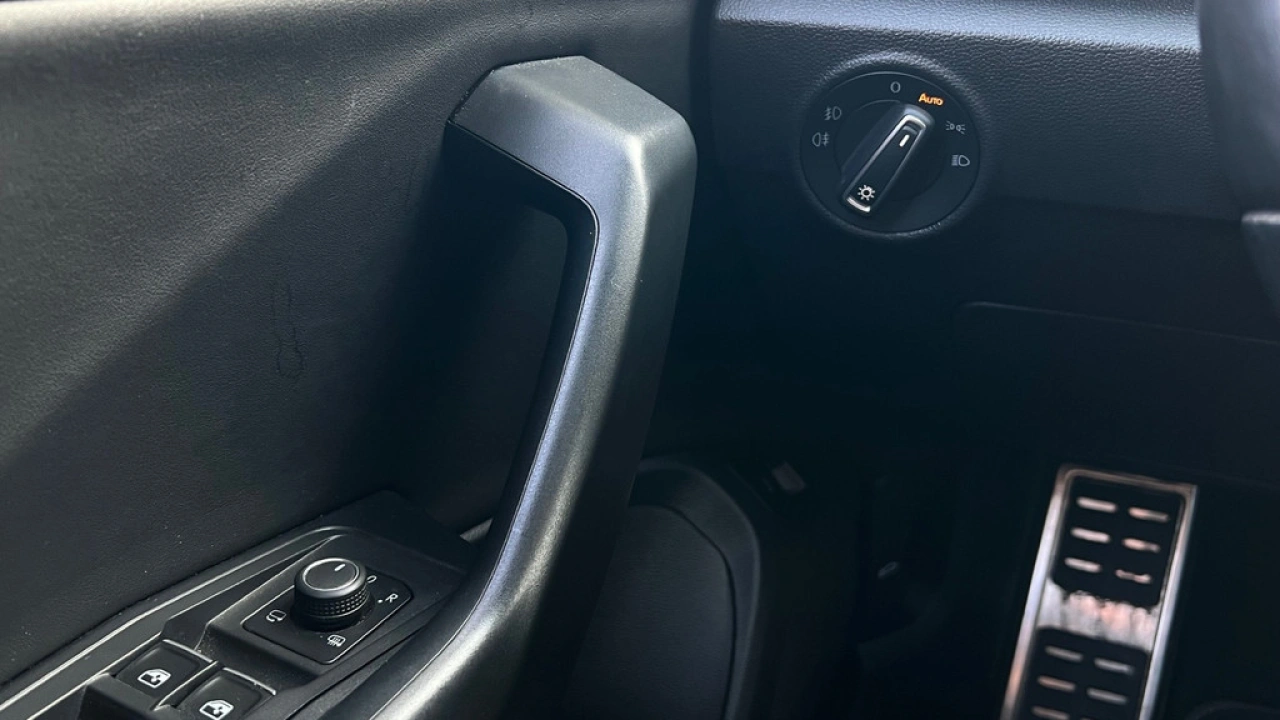 Volkswagen T-Roc 1.5 TSI 150pk DSG Sport Business R Panoramadak