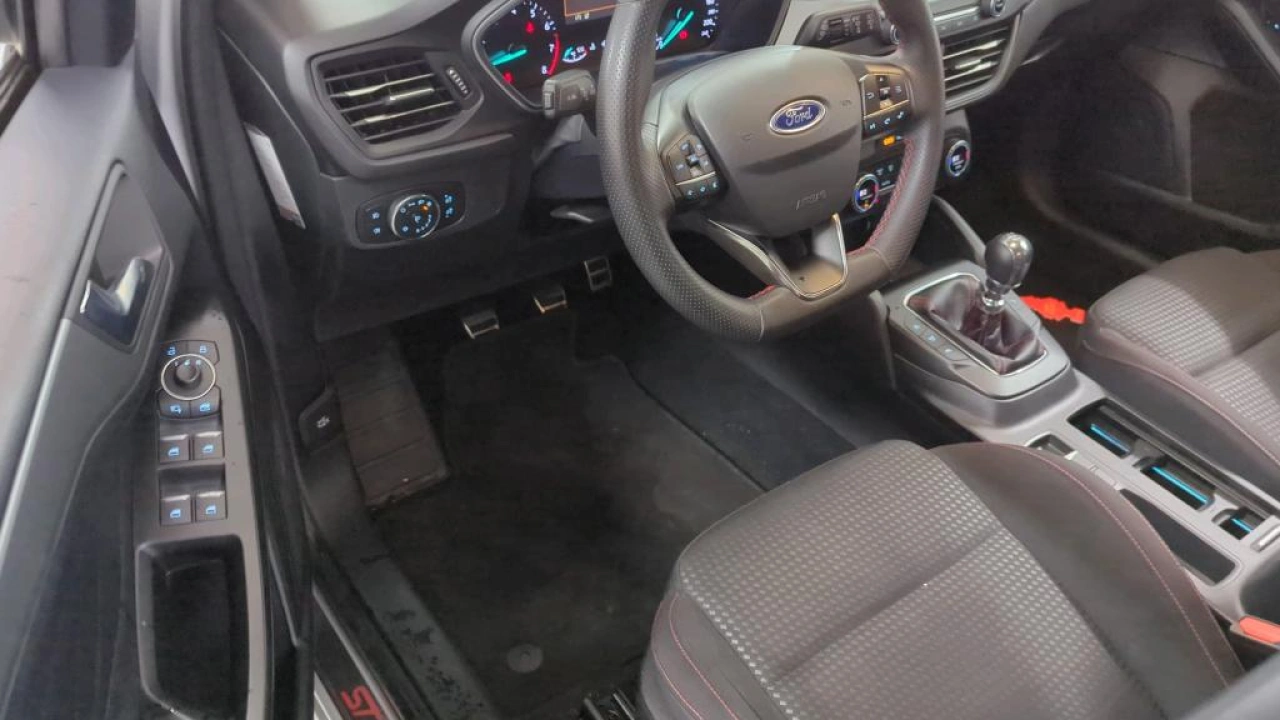 Ford FOCUS Wagon 1.0 EcoBoost Hybrid ST Line Style