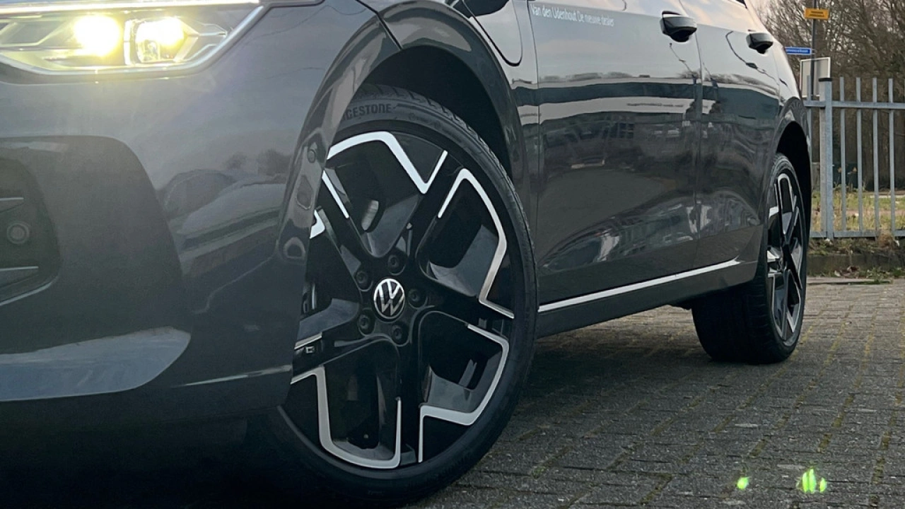 Volkswagen Golf 1.5 eHybrid 204pk DSG Style Edition Panoramadak