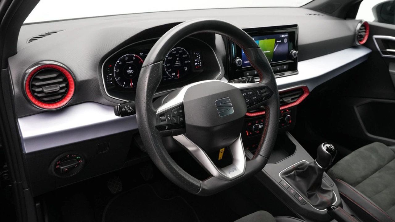 SEAT Ibiza 1.0 EcoTSI 95pk FR Business Connect