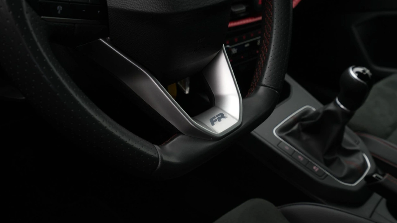 SEAT Ibiza 1.0 EcoTSI 95pk FR Business Connect