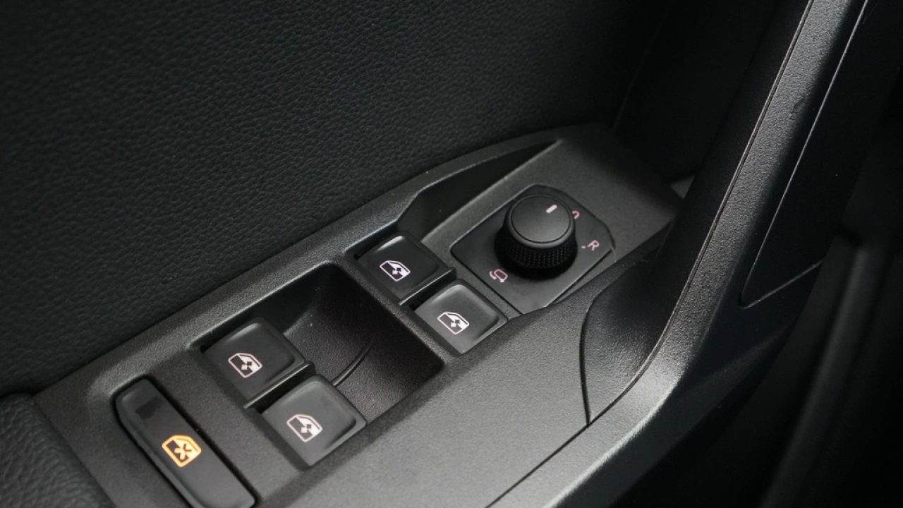 SEAT Ibiza 1.0 EcoTSI 95pk FR Business Connect