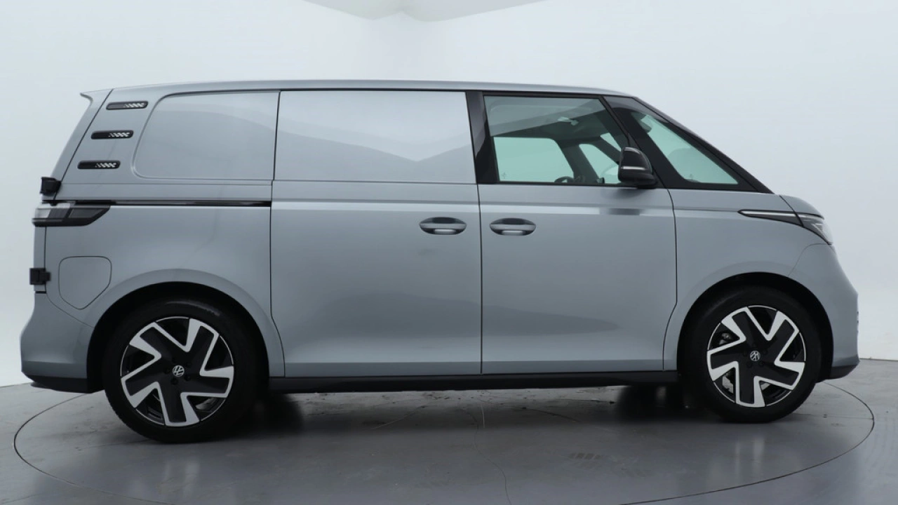 VW Bedrijfswagens ID. Buzz Cargo L1H1 286pk 79kWh Bulli-edition