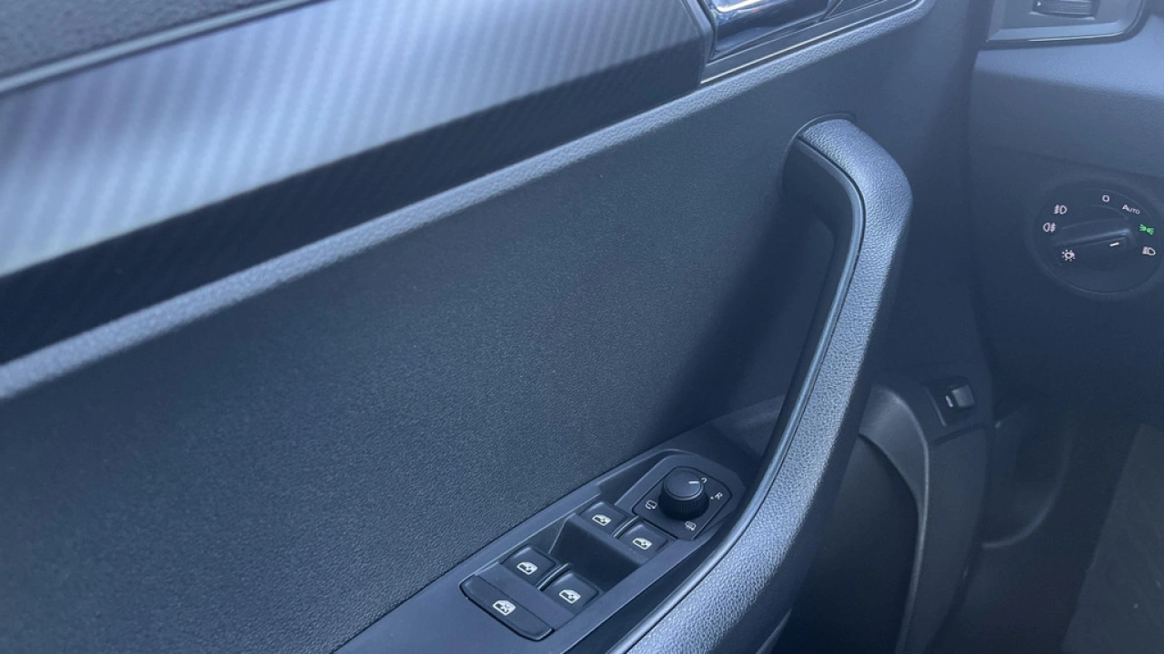 Škoda Karoq 1.5 TSI ACT Sportline Business