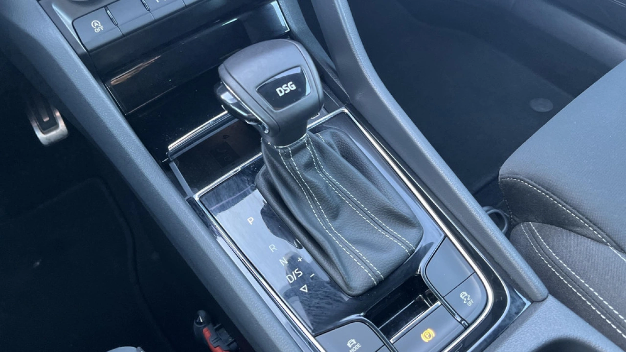 Škoda Karoq 1.5 TSI ACT Sportline Business