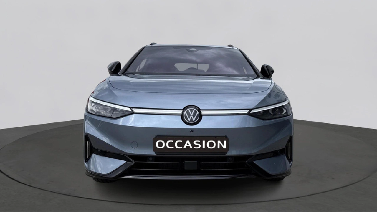 Volkswagen ID.7 Tourer Pro Limited Edition 77 kWh Trekhaak Black edition Interieur style pakket plus Exterieur pakket plus