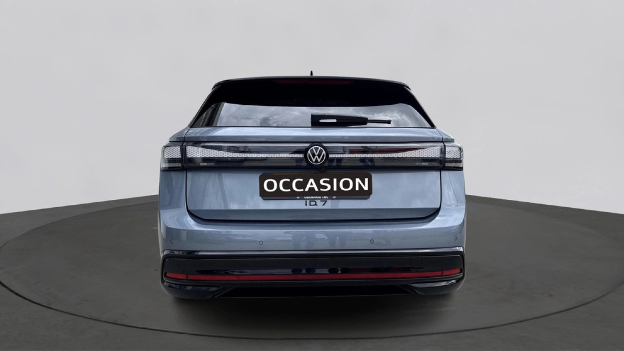 Volkswagen ID.7 Tourer Pro Limited Edition 77 kWh Trekhaak Black edition Interieur style pakket plus Exterieur pakket plus