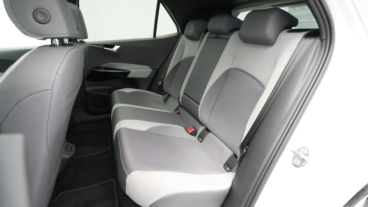 Volkswagen ID.3 First Max 58 kWh 204pk