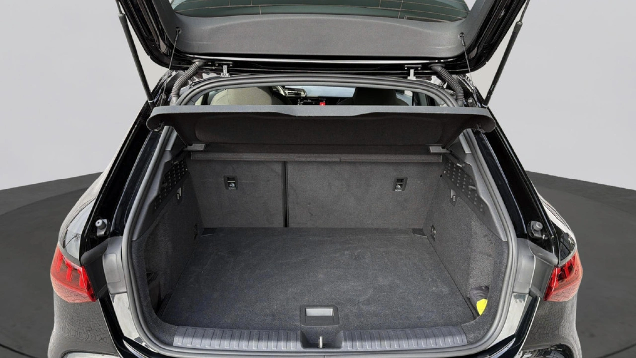 Audi A3 Sportback 30 TFSI 110pk Advanced Edition / Achteruitrijcamera