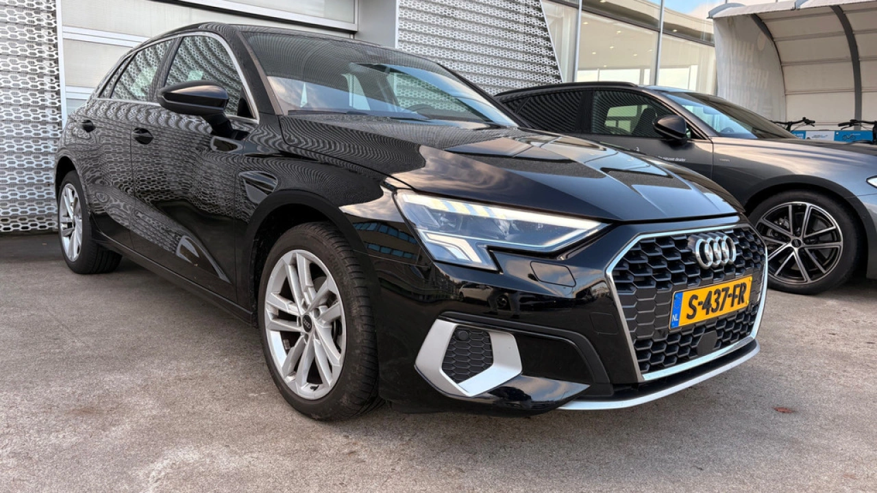 Audi A3 Sportback 30 TFSI 110pk Advanced Edition / Achteruitrijcamera