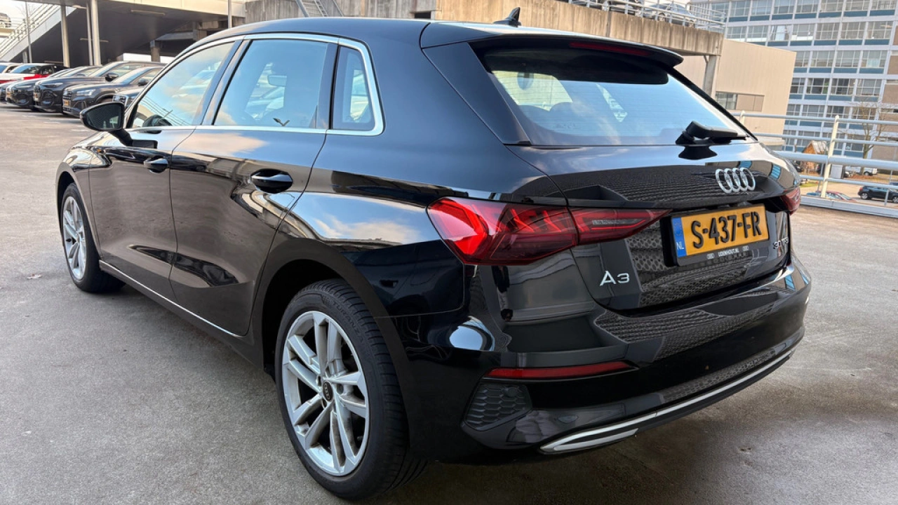 Audi A3 Sportback 30 TFSI 110pk Advanced Edition / Achteruitrijcamera