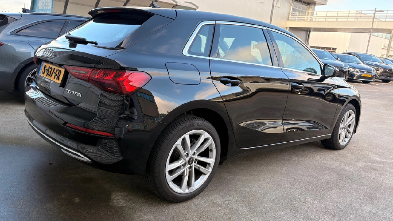 Audi A3 Sportback 30 TFSI 110pk Advanced Edition / Achteruitrijcamera