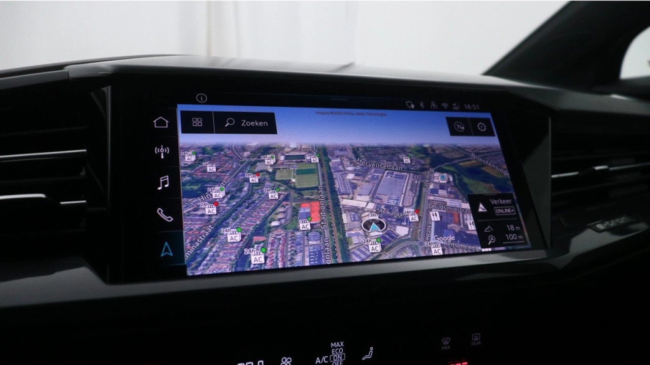 Audi Q4 e-tron 45 quattro S Edition 82 kWh| Assistentie Plus | Zwart optiek | Carplay |