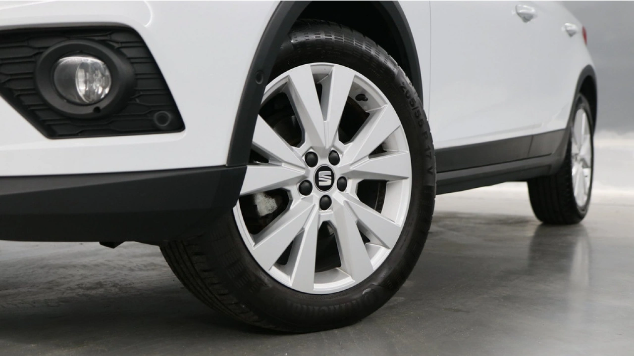 SEAT Arona 1.0 TSI 115pk Style Business Intense