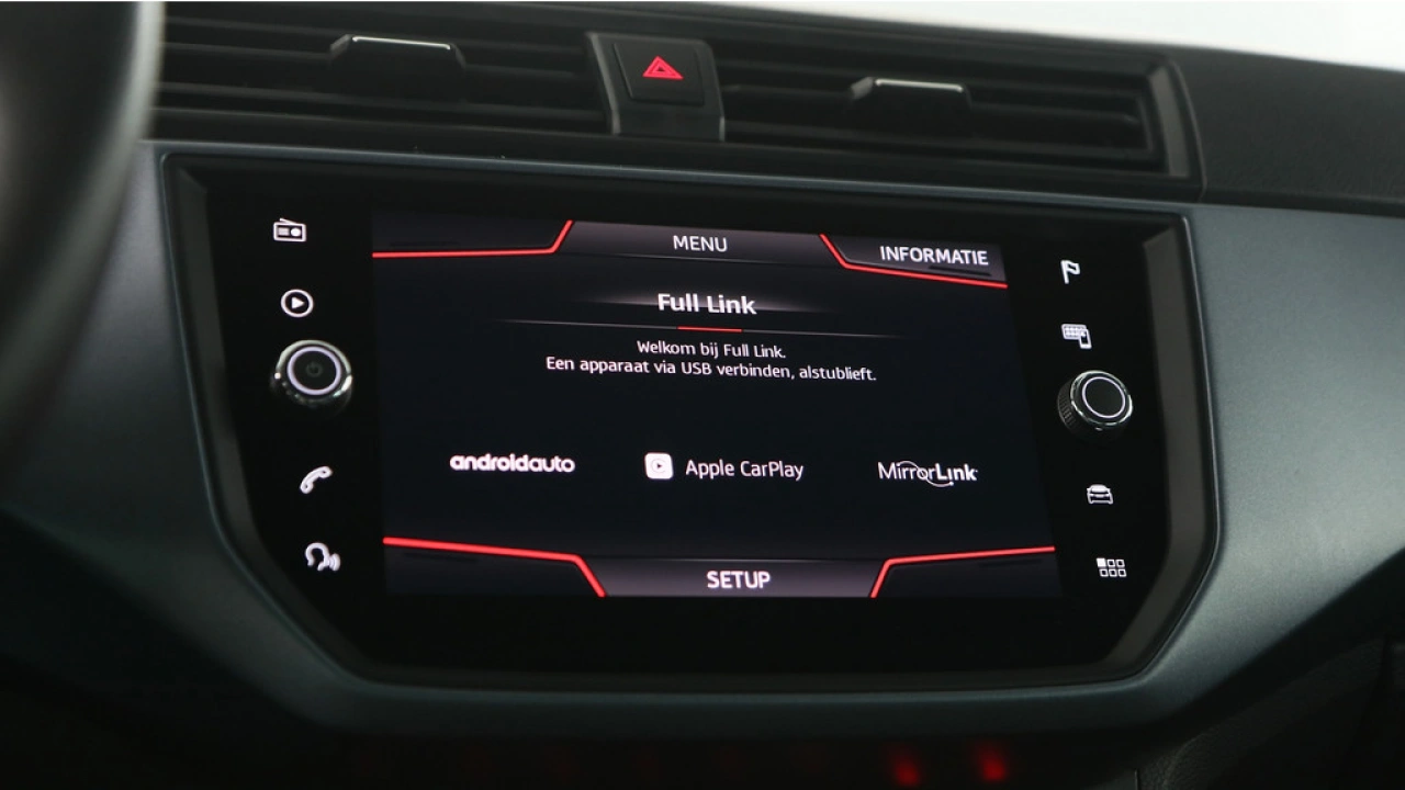 SEAT Arona 1.0 TSI 115pk Style Business Intense