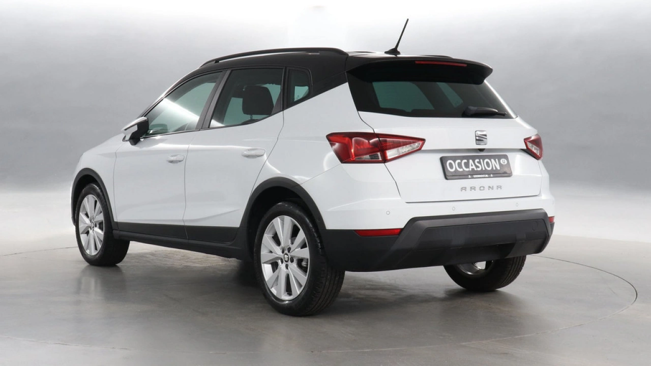 SEAT Arona 1.0 TSI 115pk Style Business Intense