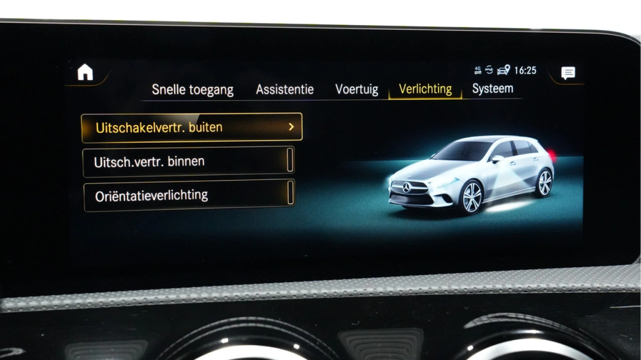 Mercedes-Benz A-Klasse 180 Business Solution AMG