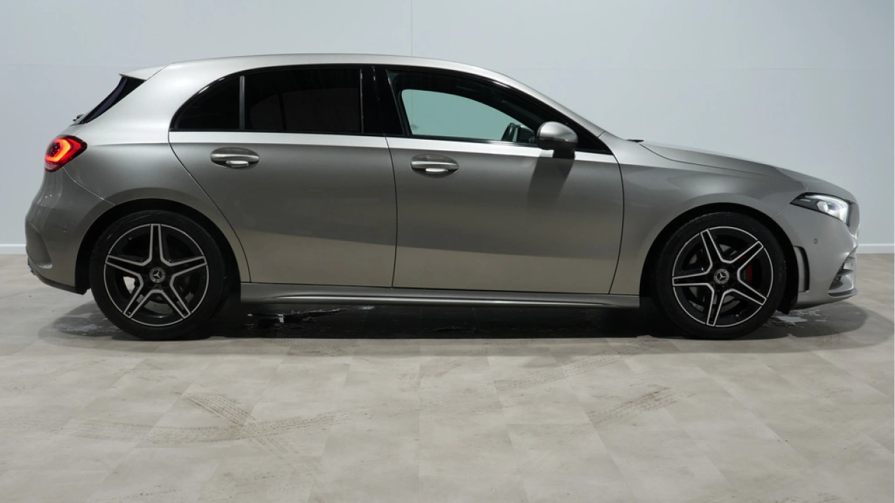 Mercedes-Benz A-Klasse 180 Business Solution AMG