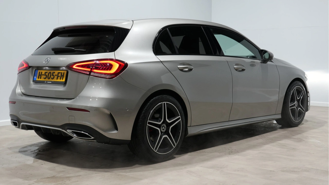 Mercedes-Benz A-Klasse 180 Business Solution AMG