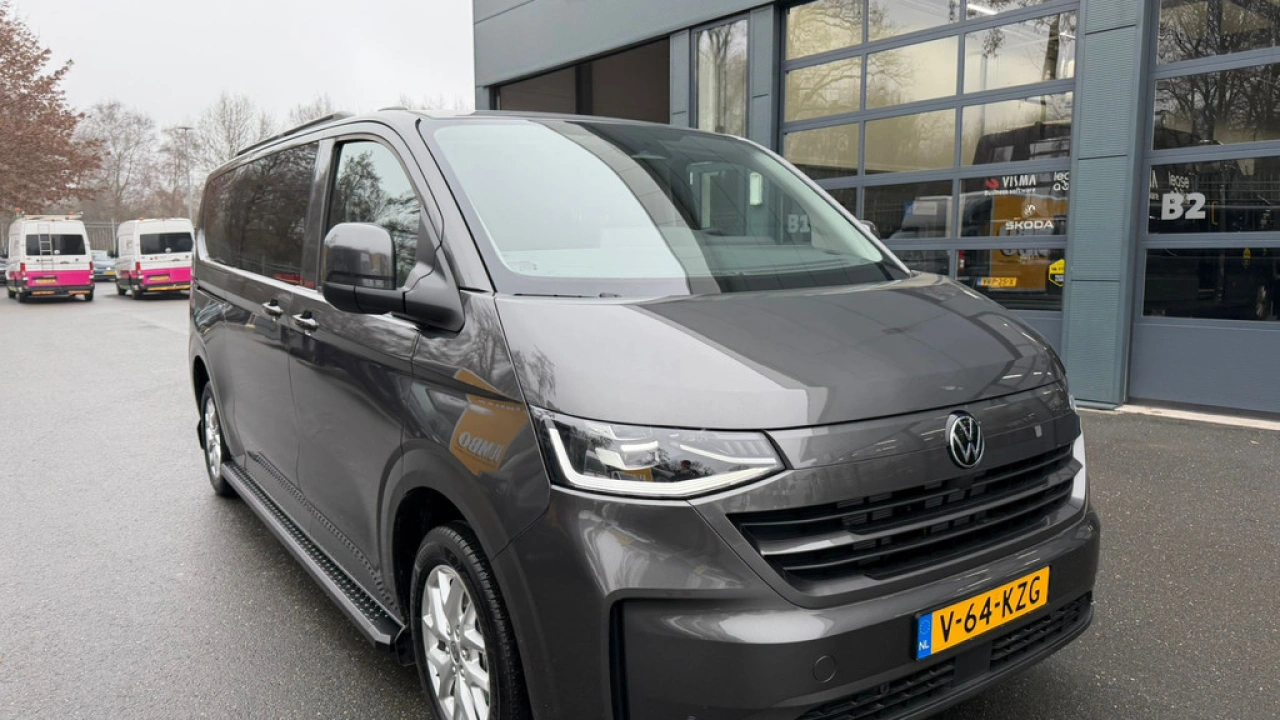 VW Bedrijfswagens Transporter Dubbel Cabine L2H1 2.0 TDI 170pk Automaat Bulli