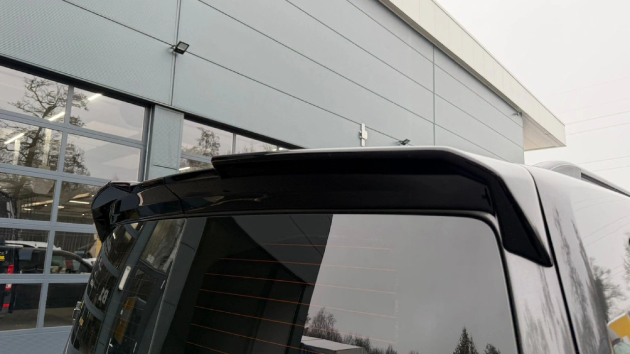 VW Bedrijfswagens Transporter Dubbel Cabine L2H1 2.0 TDI 170pk Automaat Bulli