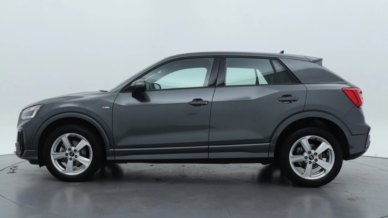 Audi Q2 35 TFSI S Edition | Panoramadak | Carplay | Stoelverwarming | Adapt. Cruise |