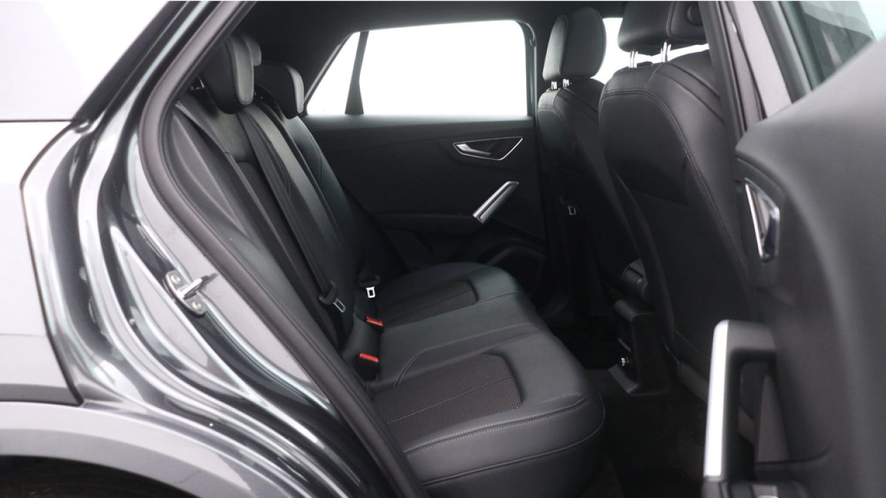 Audi Q2 35 TFSI S Edition | Panoramadak | Carplay | Stoelverwarming | Adapt. Cruise |