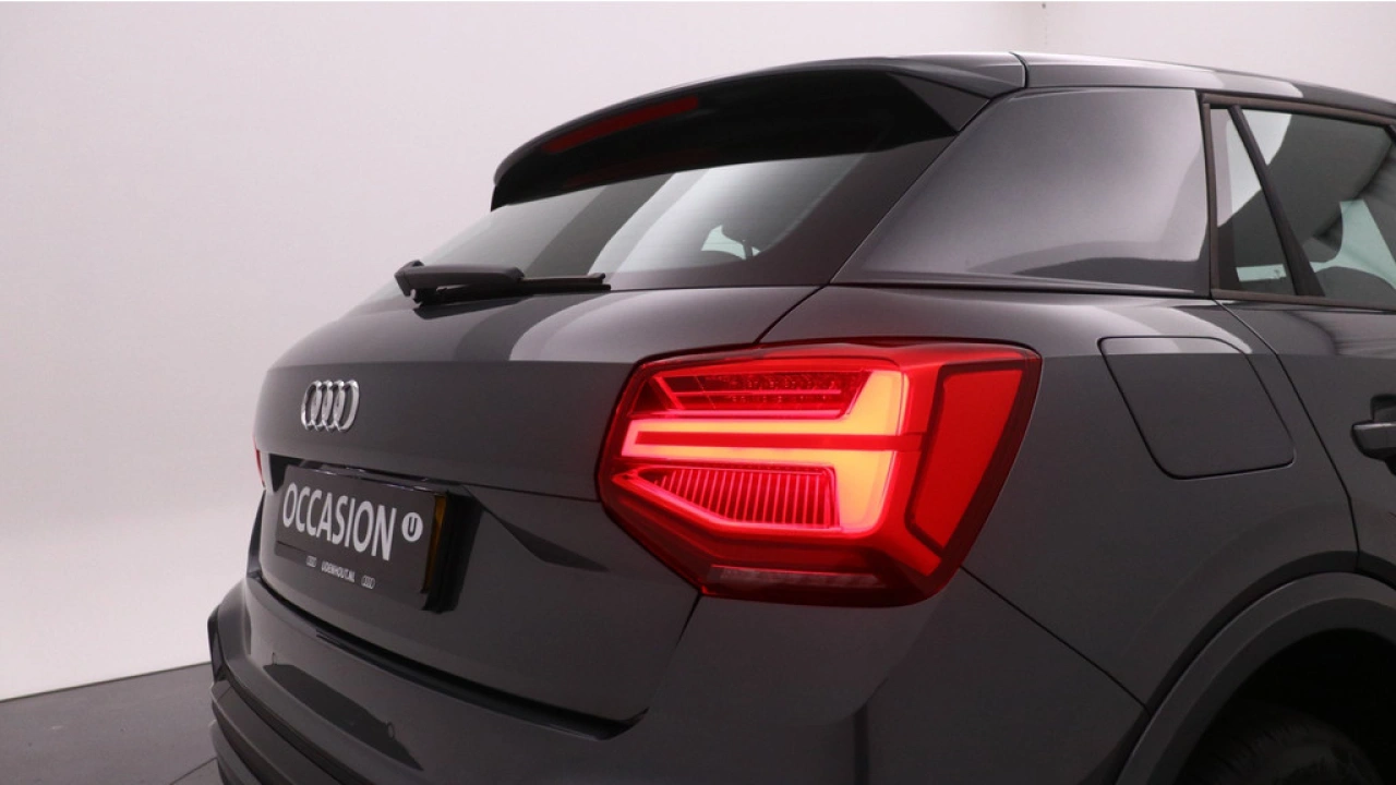 Audi Q2 35 TFSI S Edition | Panoramadak | Carplay | Stoelverwarming | Adapt. Cruise |
