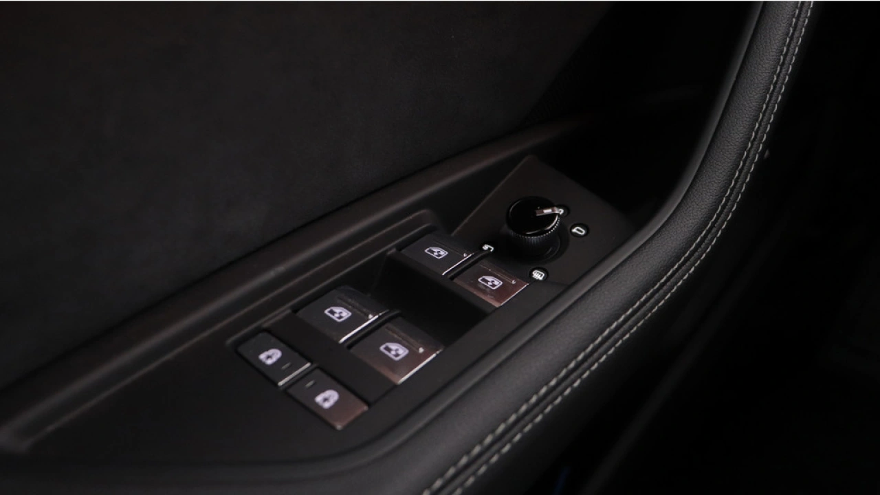 Audi e-tron Sportback S Quattro | Panoramadak | Head up | B&O | Supersport stoelen | 22