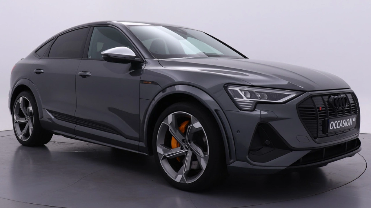 Audi e-tron Sportback S Quattro | Panoramadak | Head up | B&O | Supersport stoelen | 22