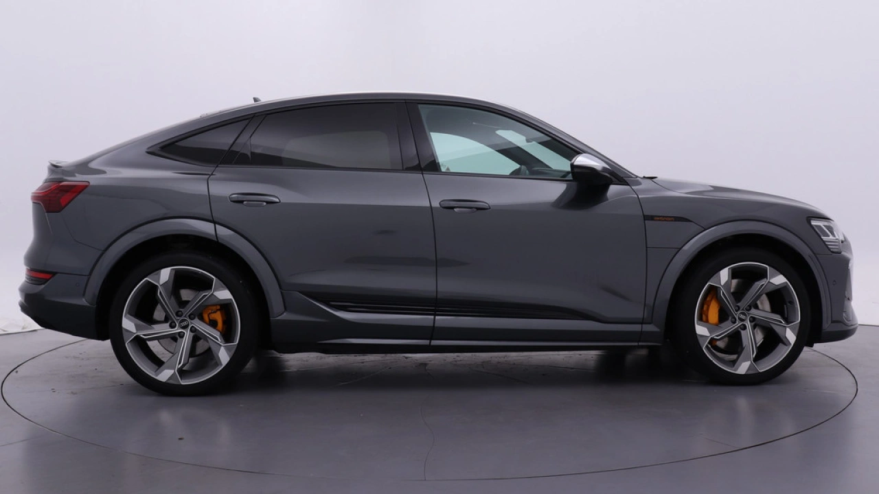 Audi e-tron Sportback S Quattro | Panoramadak | Head up | B&O | Supersport stoelen | 22