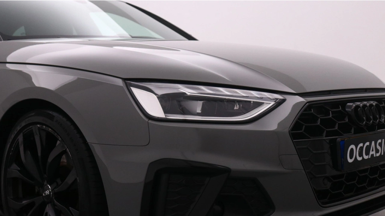 Audi A4 Avant 40 TFSI 191PK Launch edition Sport | Camera | Stoelverwarming |