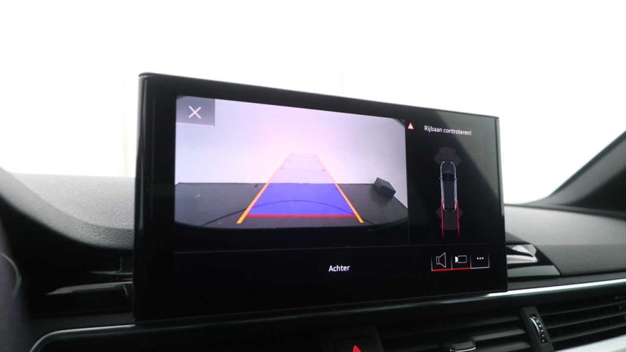 Audi A4 Avant 40 TFSI 191PK Launch edition Sport | Camera | Stoelverwarming |