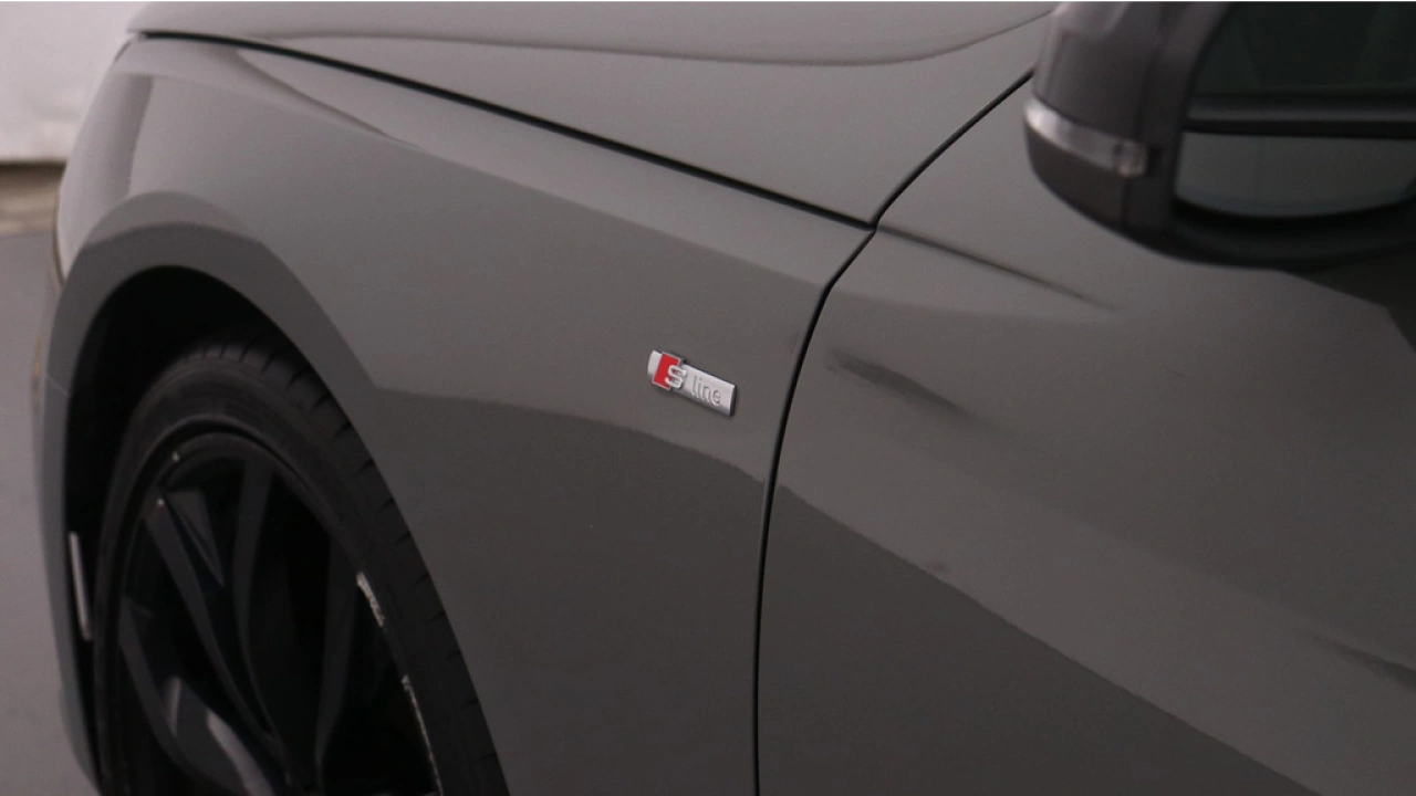 Audi A4 Avant 40 TFSI 191PK Launch edition Sport | Camera | Stoelverwarming |