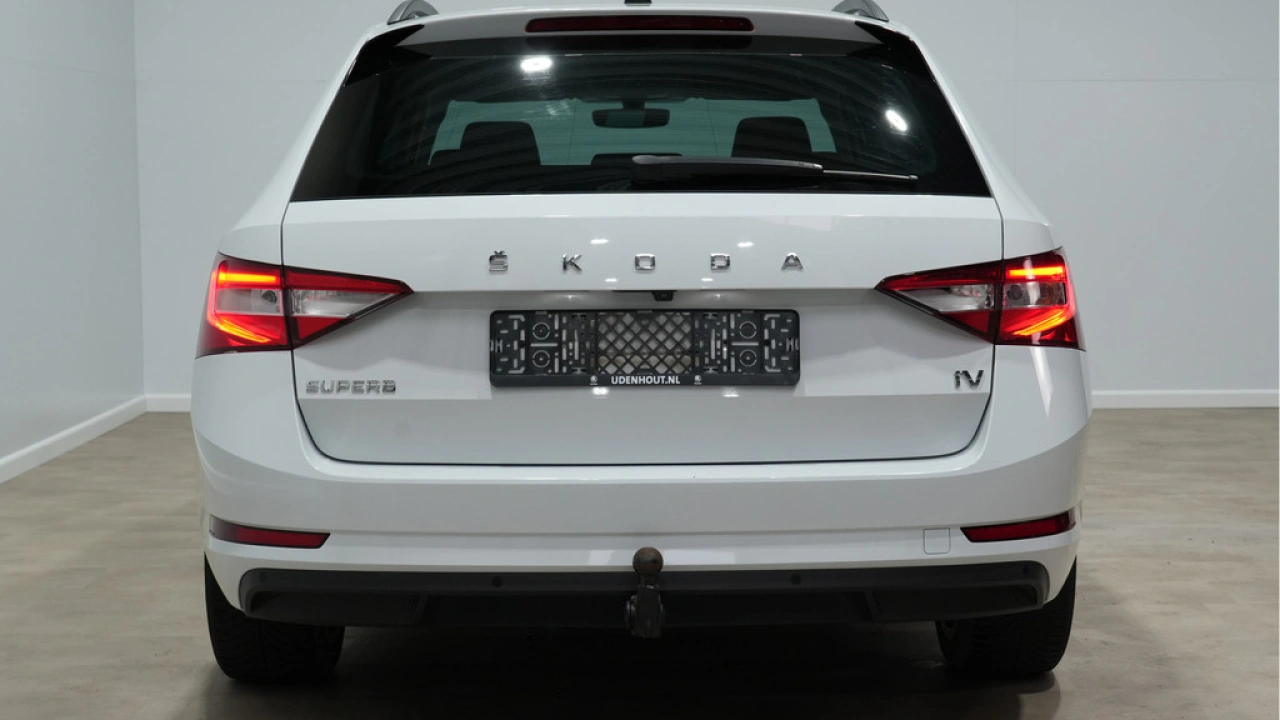 Škoda Superb Combi 1.4 TSI iV 204pk Business Edition Plus