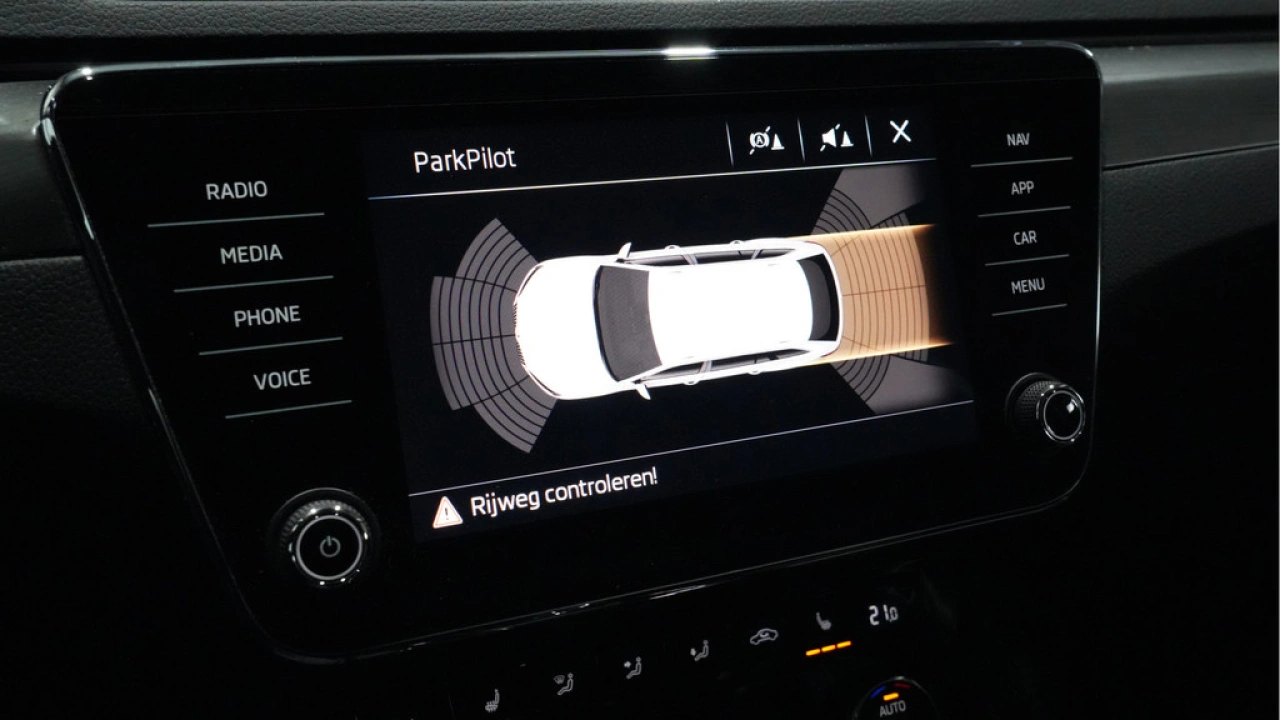 Škoda Superb Combi 1.5 TSI 150pk DSG ACT Business