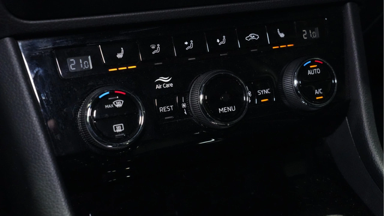 Škoda Superb Combi 1.5 TSI 150pk DSG ACT Business