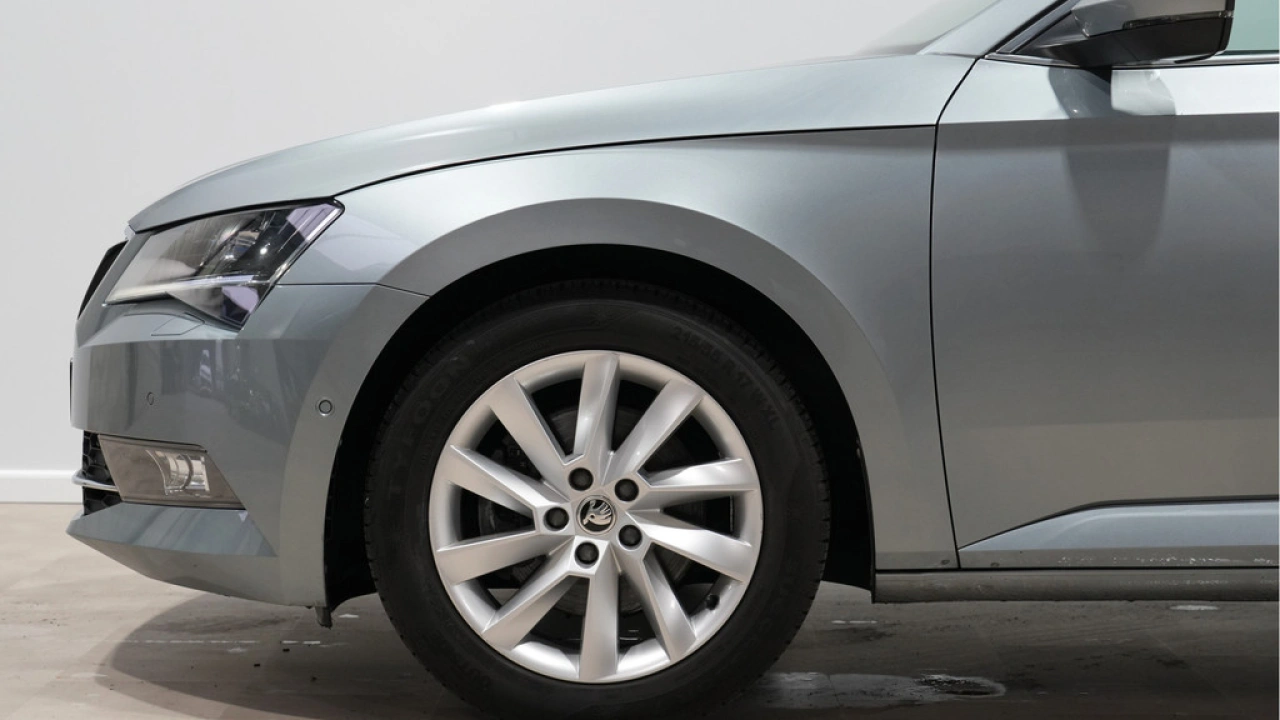 Škoda Superb Combi 1.5 TSI 150pk DSG ACT Business